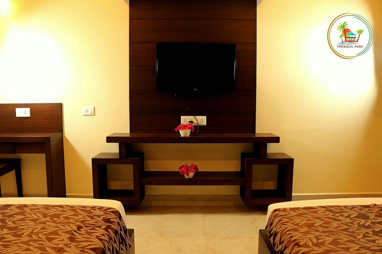 Hotel Tranquil Park Pondicherry Exterior foto